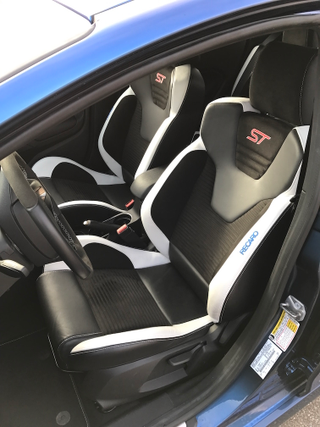 Illustration for article titled Yes, you can have that gorgeous shade of Ford GT Blue